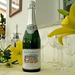 Zum Fischerwirt ホテル 2*