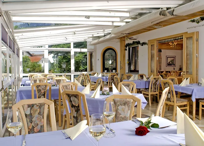 Zum Fischerwirt Hotel Baindlkirch